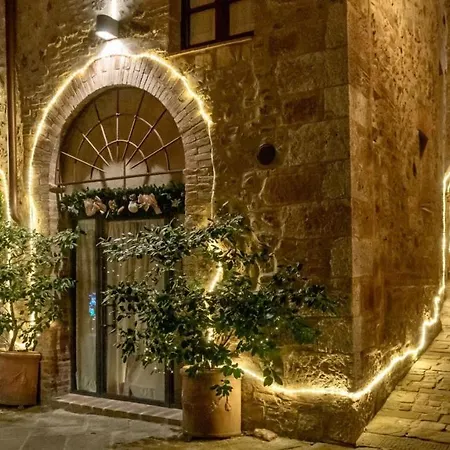 Palazzo Del Capitano Wellness & Relais - Luxury Borgo Capitano Collection Hotel San Quirico d'Orcia