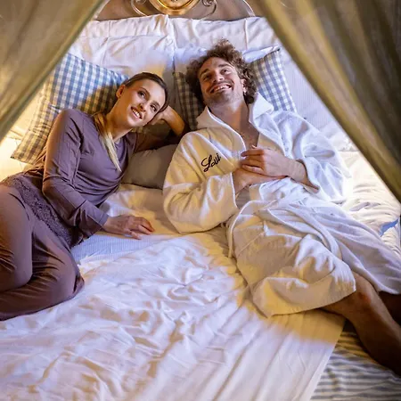 מלון Palazzo Del Capitano Wellness & Relais - Luxury Borgo Capitano Collection San Quirico dʼOrcia