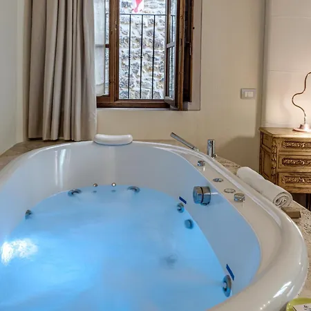 Hotel Palazzo Del Capitano Wellness & Relais - Luxury Borgo Capitano Collection San Quirico d'Orcia